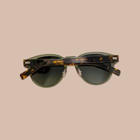 Dior Men’s Sunglasses - Picture 7 of 7